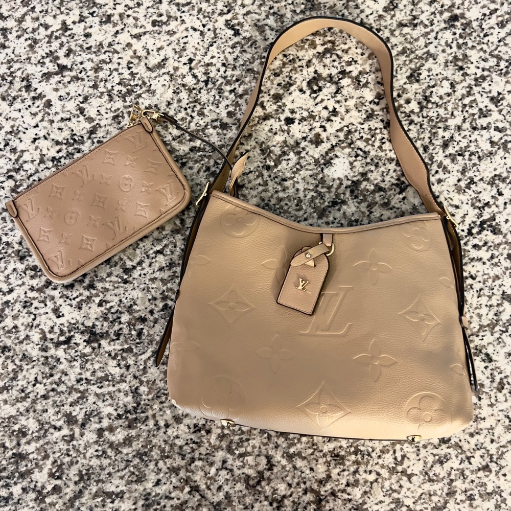 CarryAll Shoulder Bag